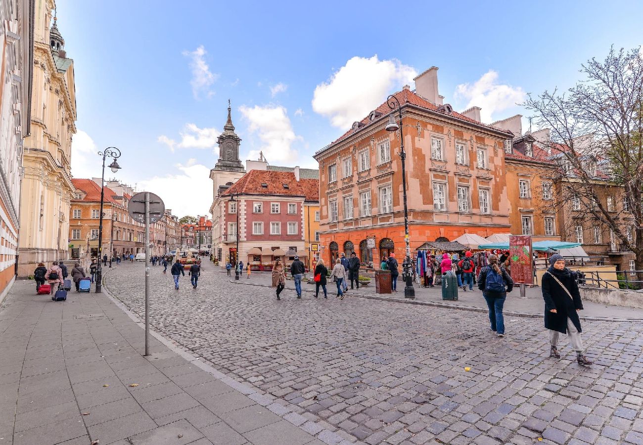 Ferienwohnung in Warszawa - Pl. Zamkowy 1/13 m.14^