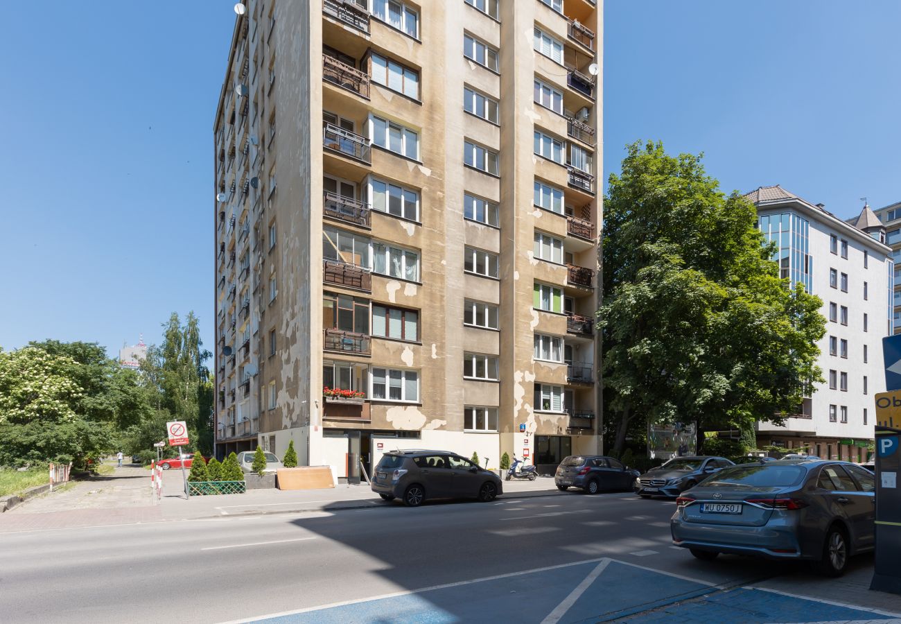 Ferienwohnung in Warszawa - Srebrna 6/109