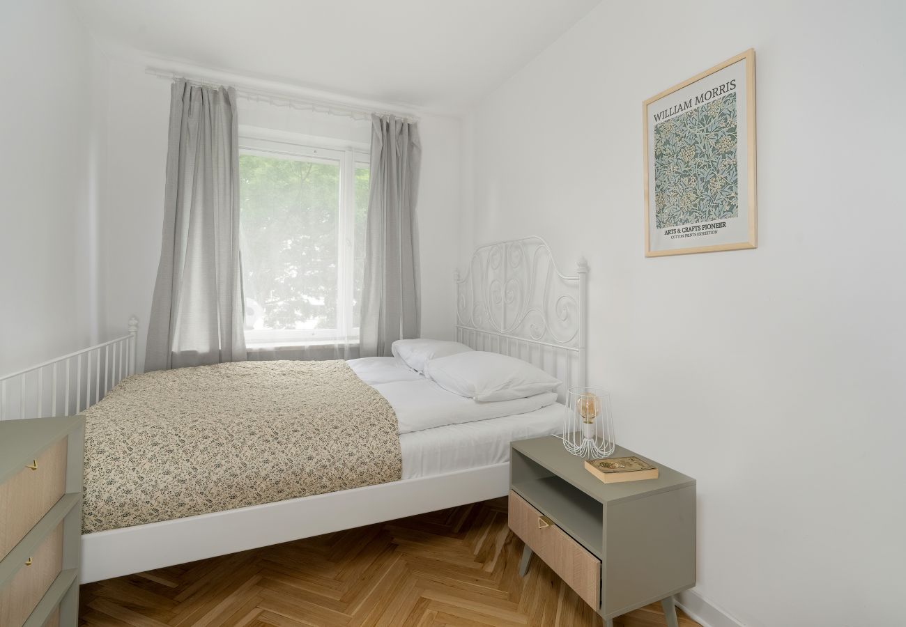 Ferienwohnung in Poznań - Os. Pod Lipami 2F/70