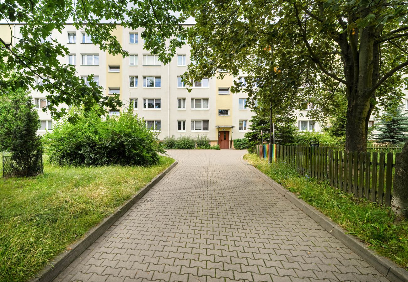 Ferienwohnung in Poznań - Os. Pod Lipami 2F/70