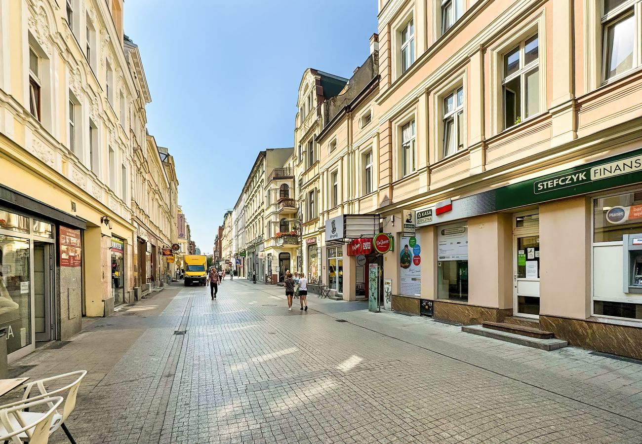 Ferienwohnung in Poznań - Półwiejska 18/6 Sweet Home