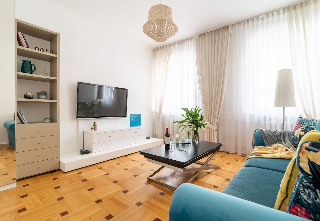 Apartment in Warszawa - Mostowa 11/1^