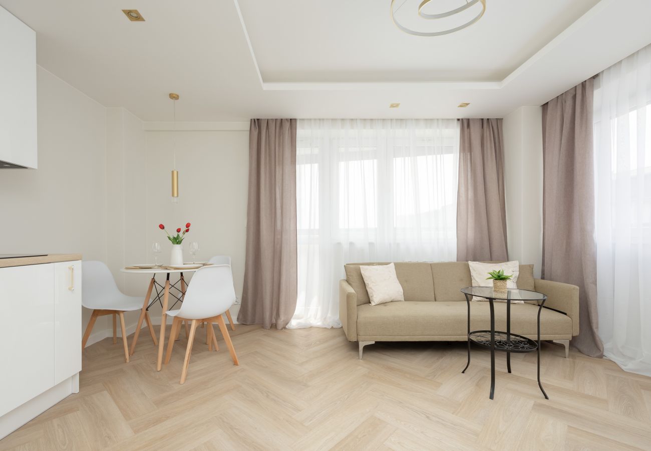 Apartment in Warszawa - Chmielna 35/43^