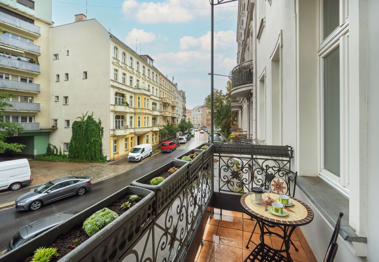 Apartment in Wrocław - Jedności Narodowej 161/163 m.7