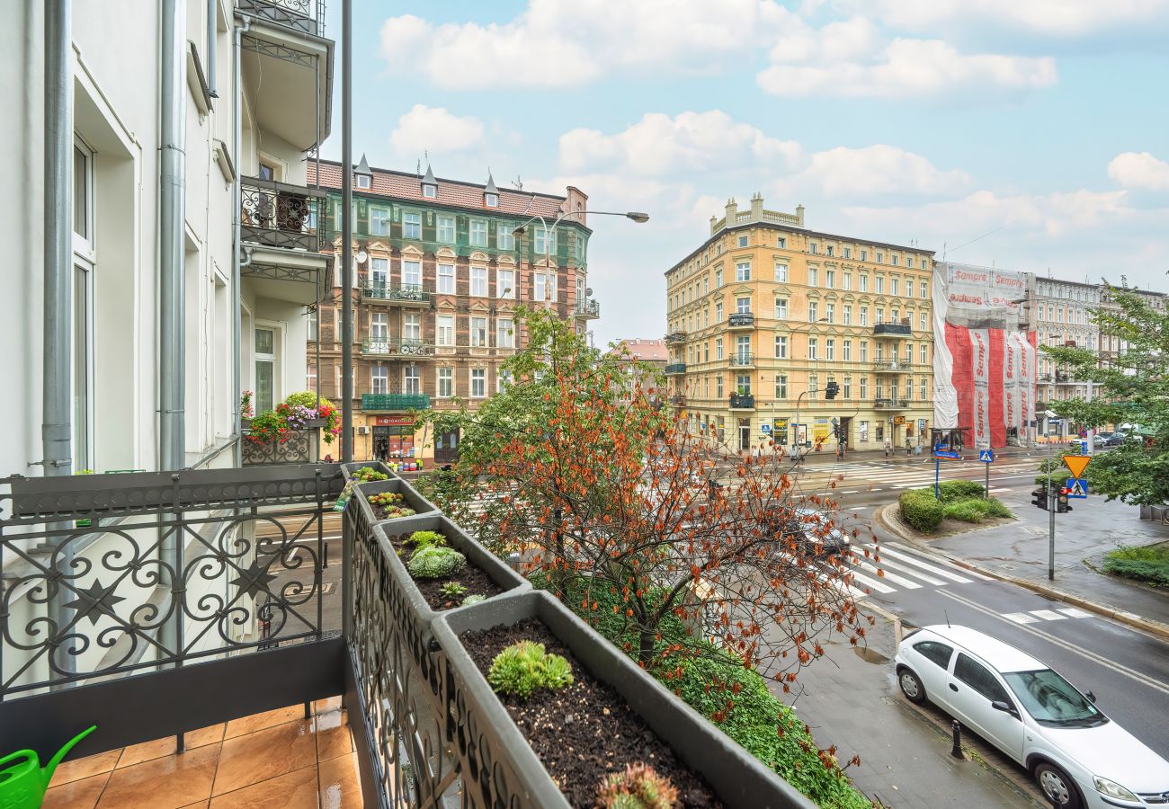 Apartment in Wrocław - Jedności Narodowej 161/163 m.7