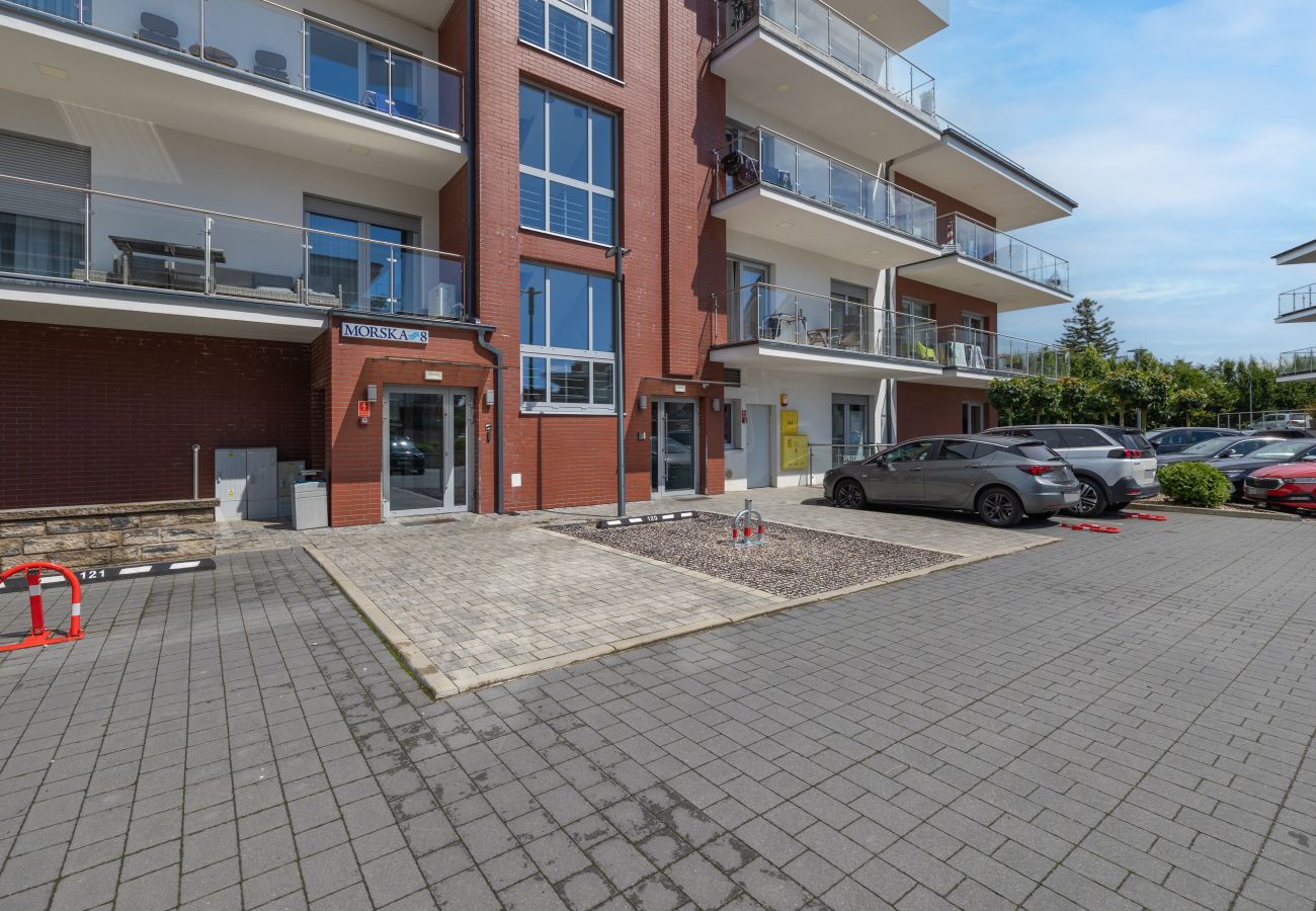 Apartament w Rewal - Morska 8/2*