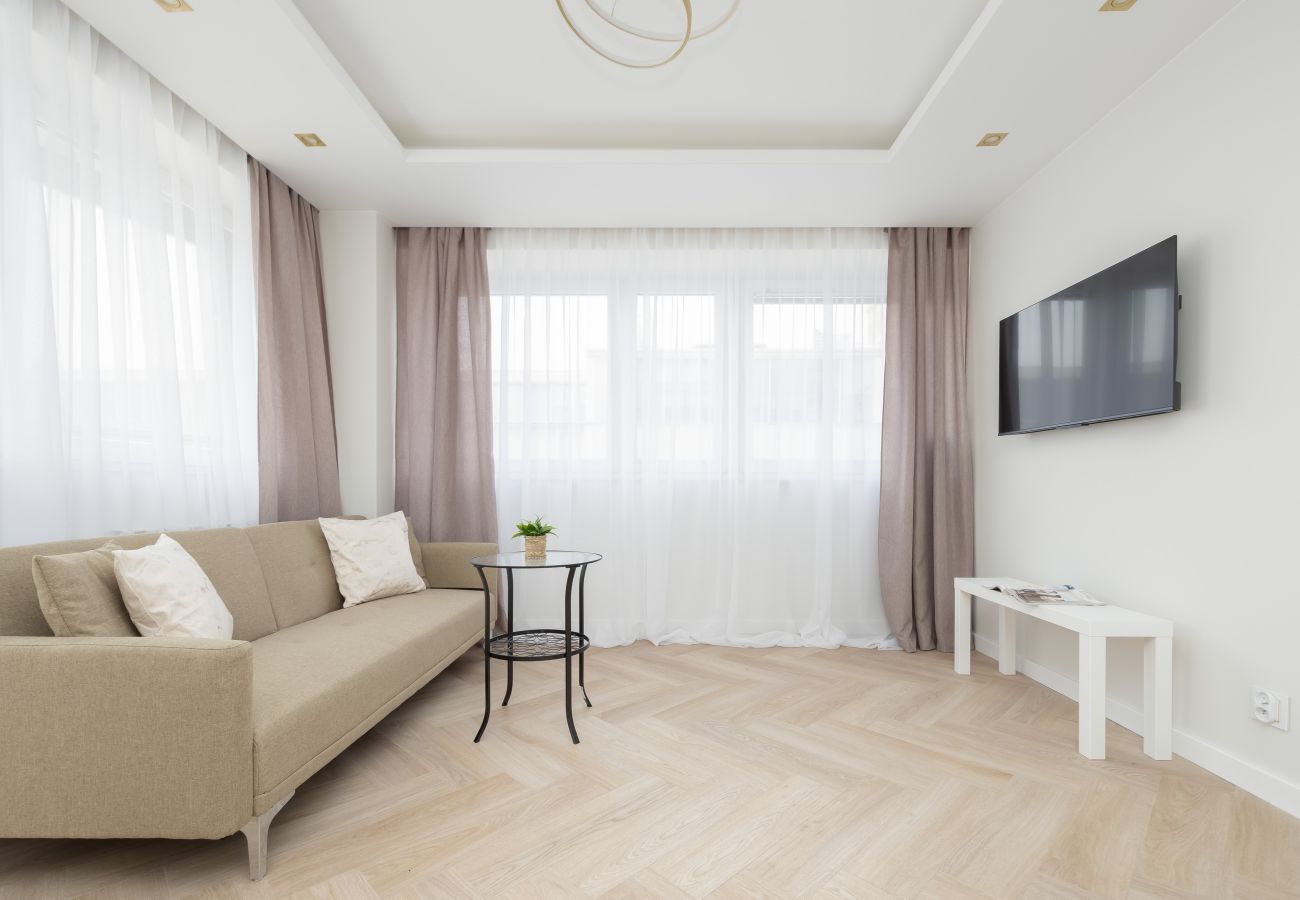 Apartament w Warszawa - Chmielna 35/43^